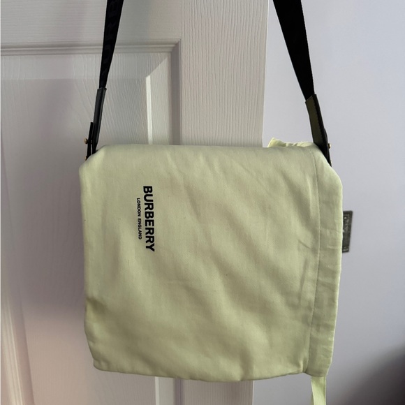 Burberry Medium Note Leather & Vintage Check Crossbody Bag - Picture 12 of 12